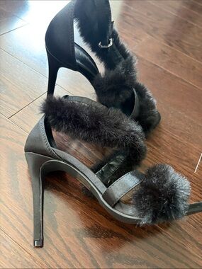 VENUS Black Faux Fur Heeled Sandals